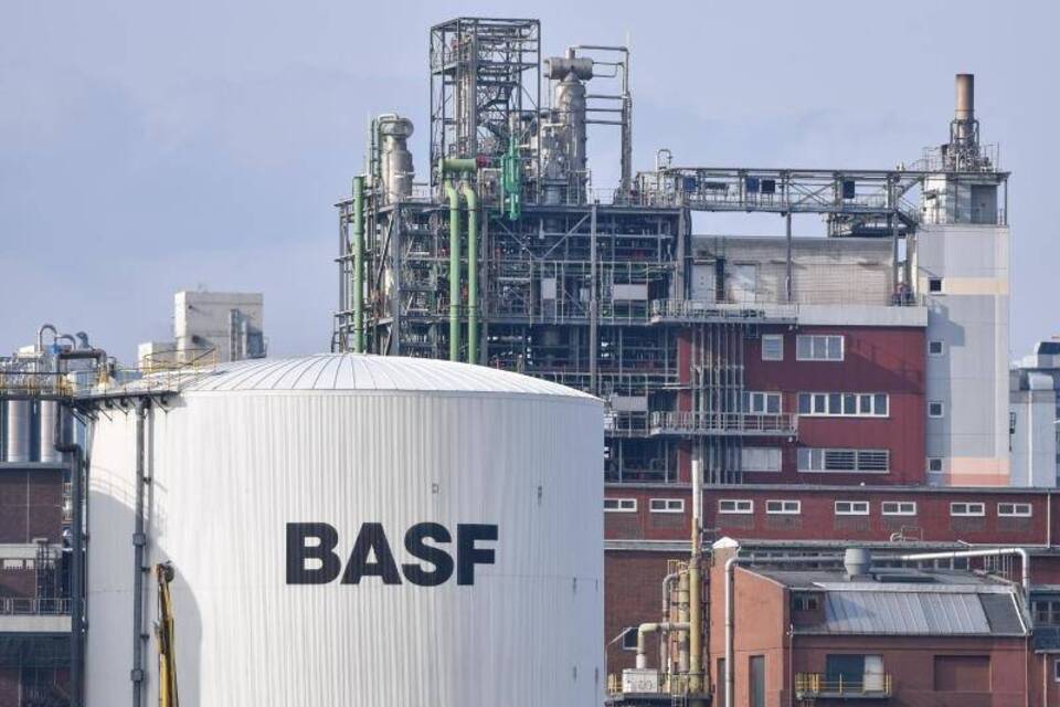 BASF BASF
