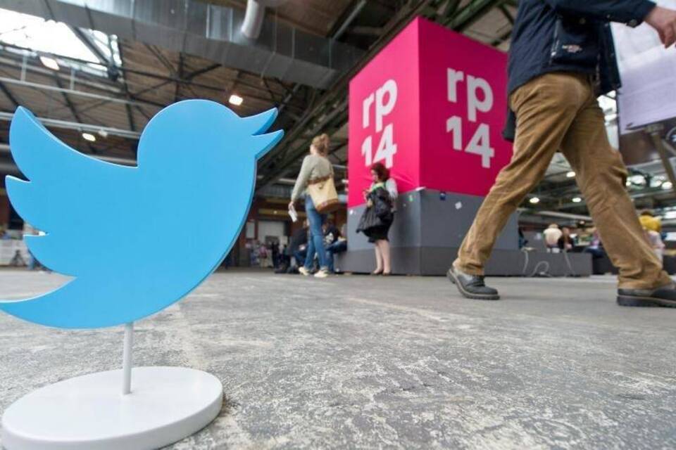 Twitter Twitter