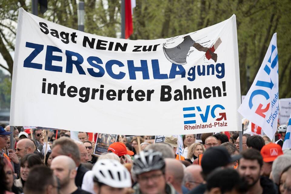 Kundgebung zum Tag der Arbeit - Koblenz Kundgebung zum Tag der Arbeit - Koblenz