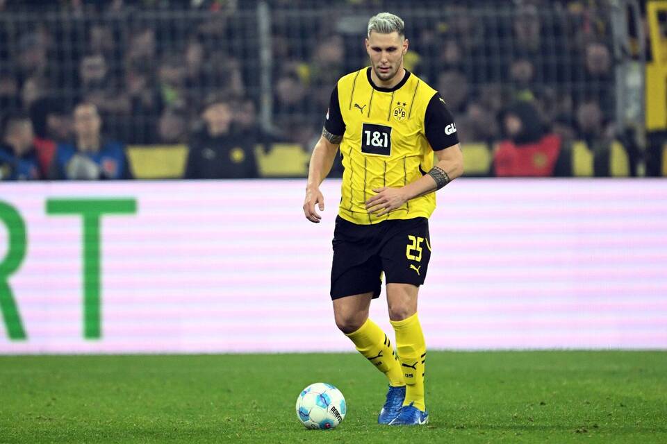 Niklas Süle Niklas Süle