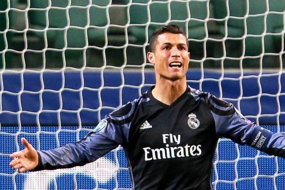 Cristiano Ronaldo Cristiano Ronaldo