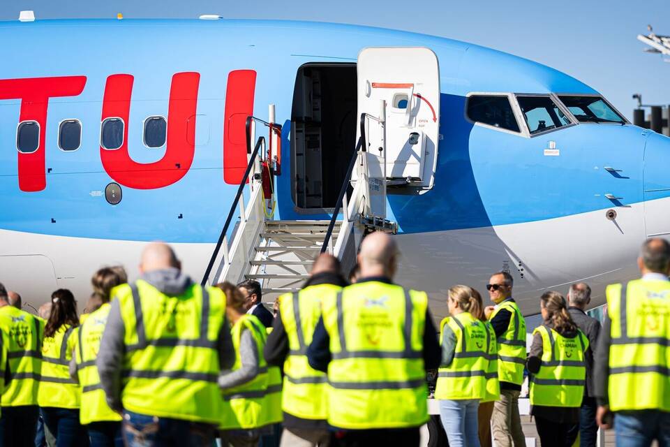 50 Jahre Tuifly - Maschine in Sonderlackierung 50 Jahre Tuifly - Maschine in Sonderlackierung