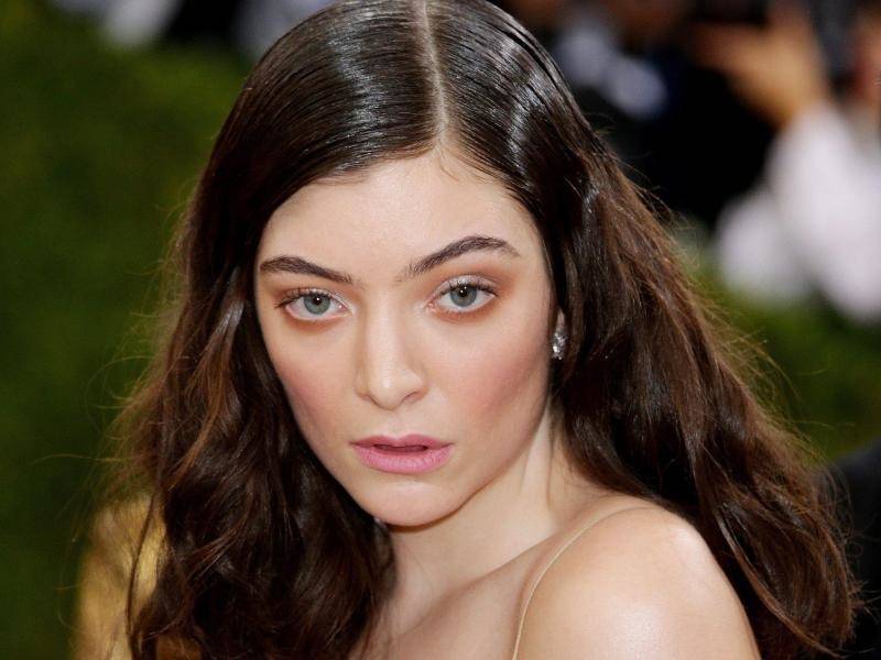 Sängerin Lorde feierte mit Promi-Freunden - Leute - RNZ