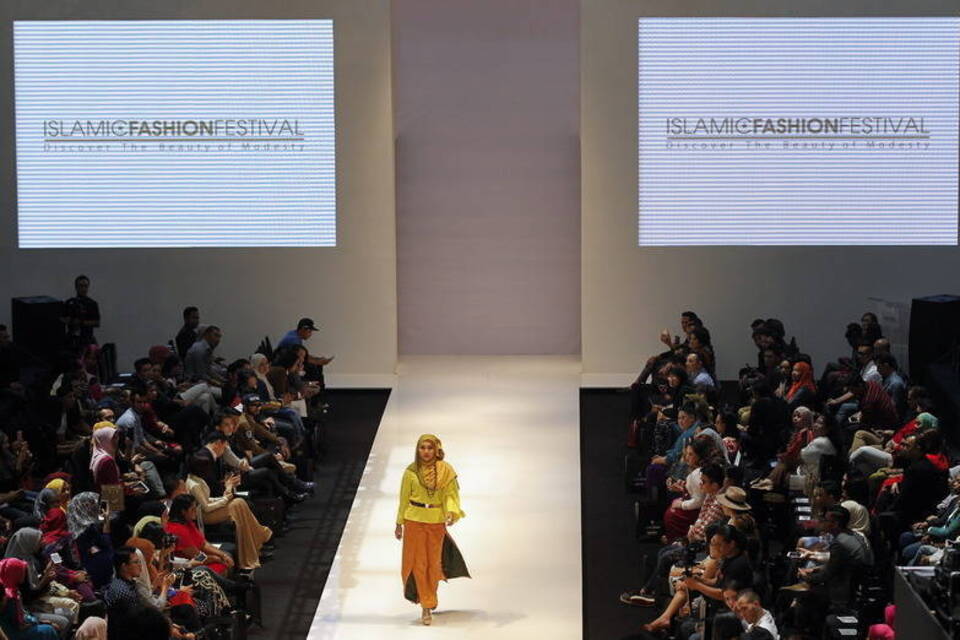 Wie die Fashion-Branche Muslimas als Kundinnen entdeckt Wie die Fashion-Branche Muslimas als Kundinnen entdeckt