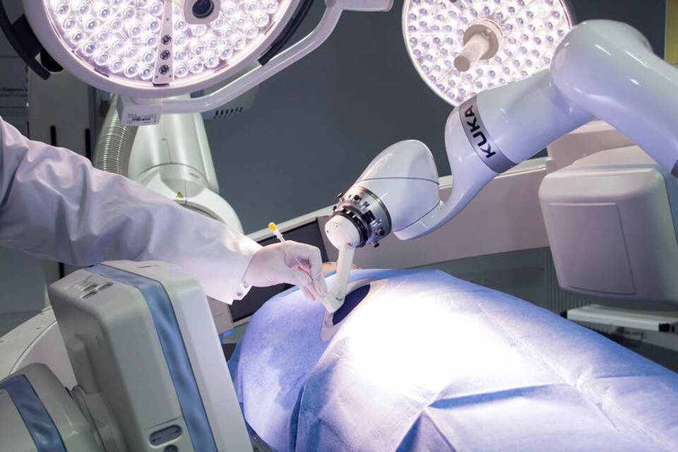 Der Roboter im OP-Saal - Medizin im Zeichen großer Umwälzungen