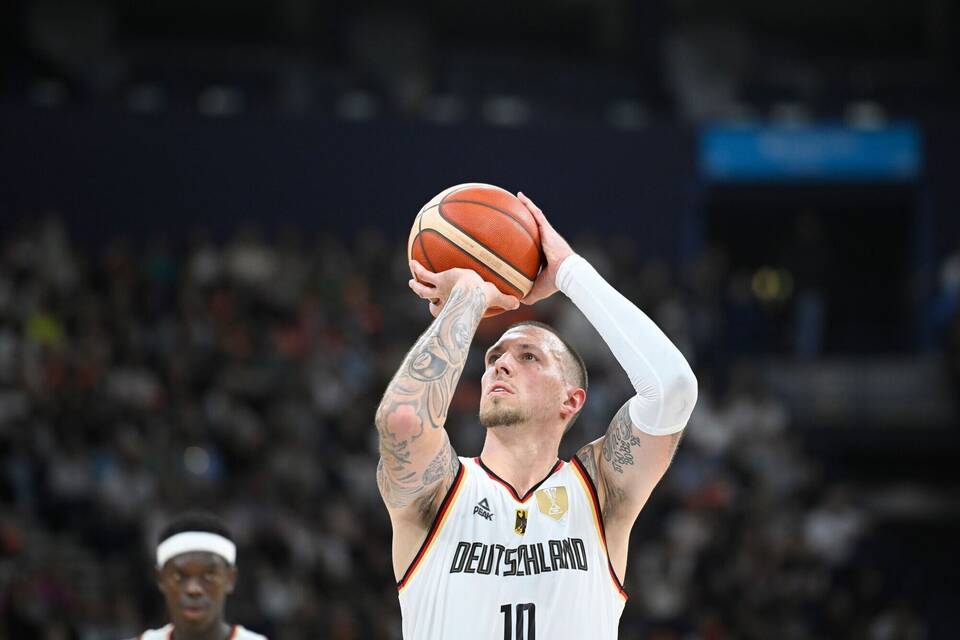 Daniel Theis