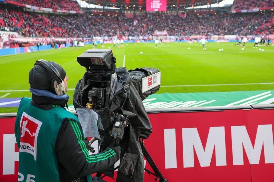 Wirtschaftsfaktor Profifußball Wirtschaftsfaktor Profifußball