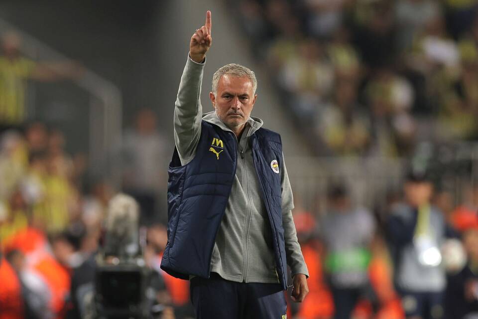 José Mourinho José Mourinho