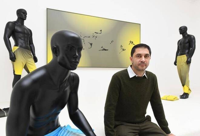 Michael Müller: Auf Strümpfen durch den Hades - Kultur und