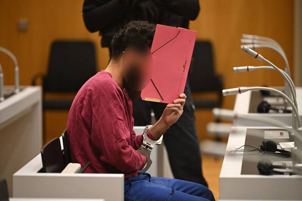 Auftakt Staatsschutzverfahren wegen Messerangriff in Mannheim Auftakt Staatsschutzverfahren wegen Messerangriff in Mannheim