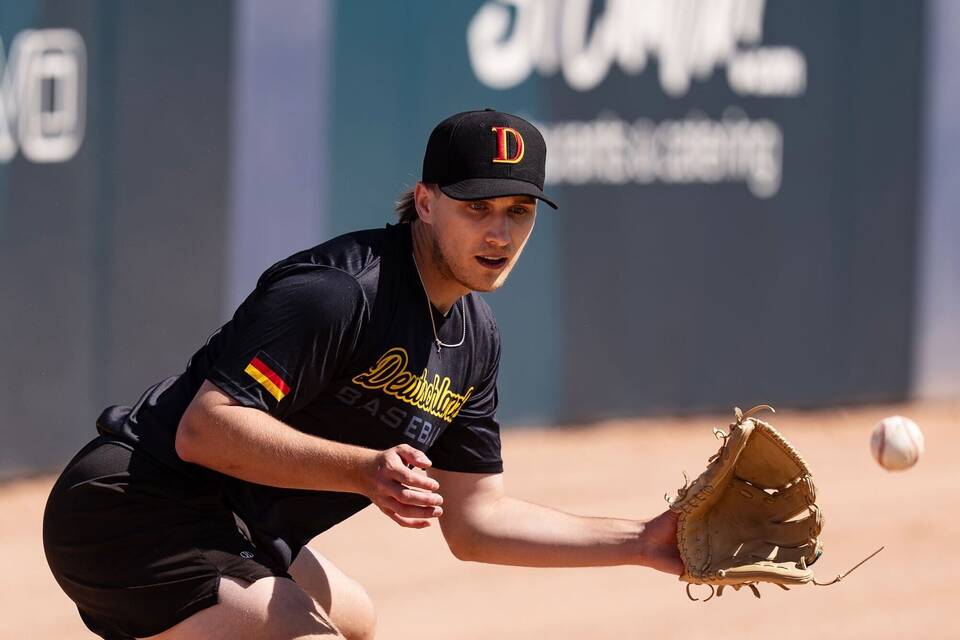 Baseball - Jaden Agasssi Baseball - Jaden Agasssi