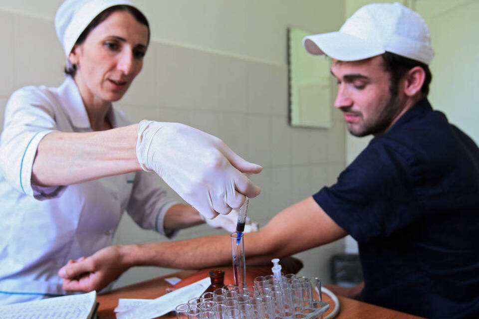 Aids als Tabu: In Russland sind HIV-Infizierte oft auf sich gestellt Aids als Tabu: In Russland sind HIV-Infizierte oft auf sich gestellt