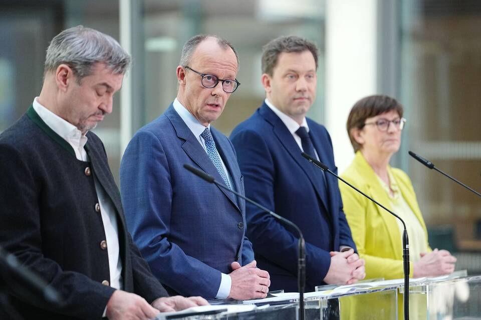 Entwicklung bei der Koalitionsbildung Entwicklung bei der Koalitionsbildung
