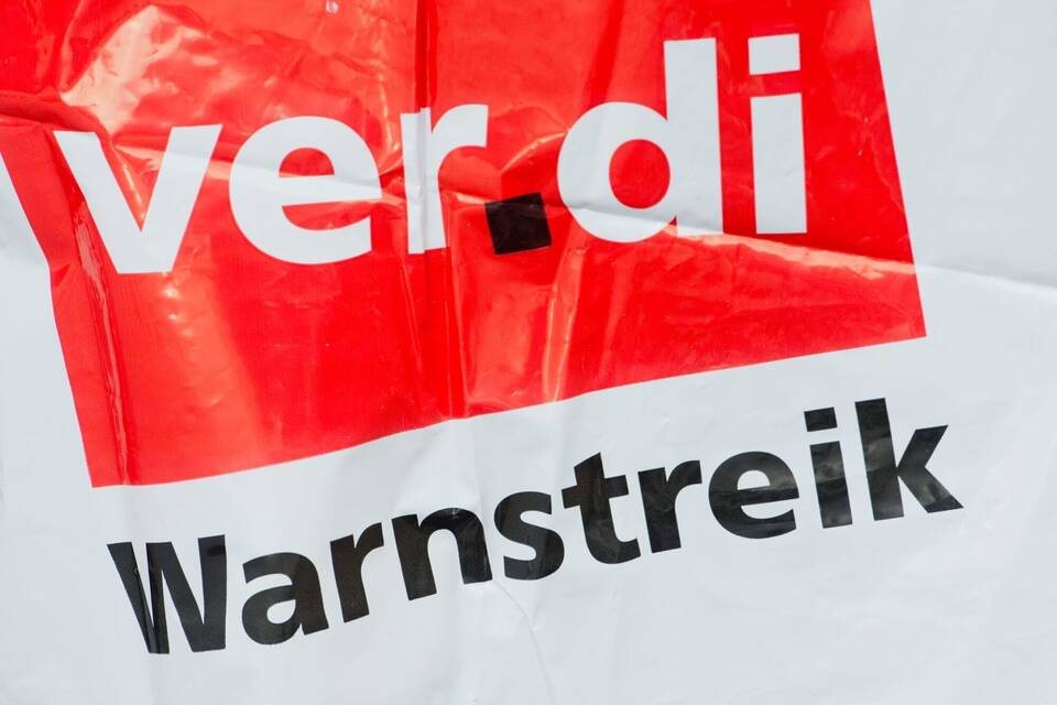 Verdi ruft zu Arbeitsniederlegungen auf Verdi ruft zu Arbeitsniederlegungen auf
