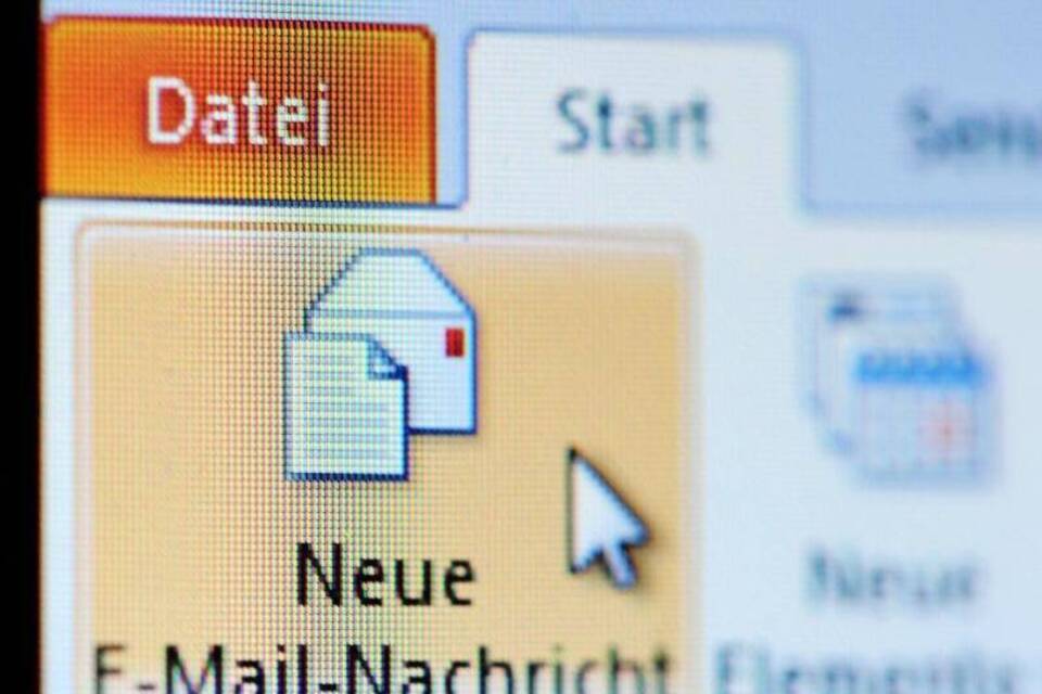 E-Mail E-Mail