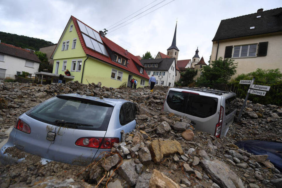 Erdbeben und Unwetter - Schlimme Katastrophen im Jahr 2016