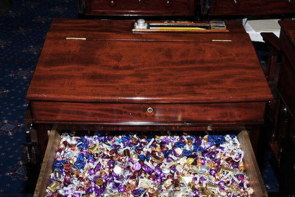 Süßes im rechten Flügel - Der «Candy Desk» im US-Senat Süßes im rechten Flügel - Der «Candy Desk» im US-Senat
