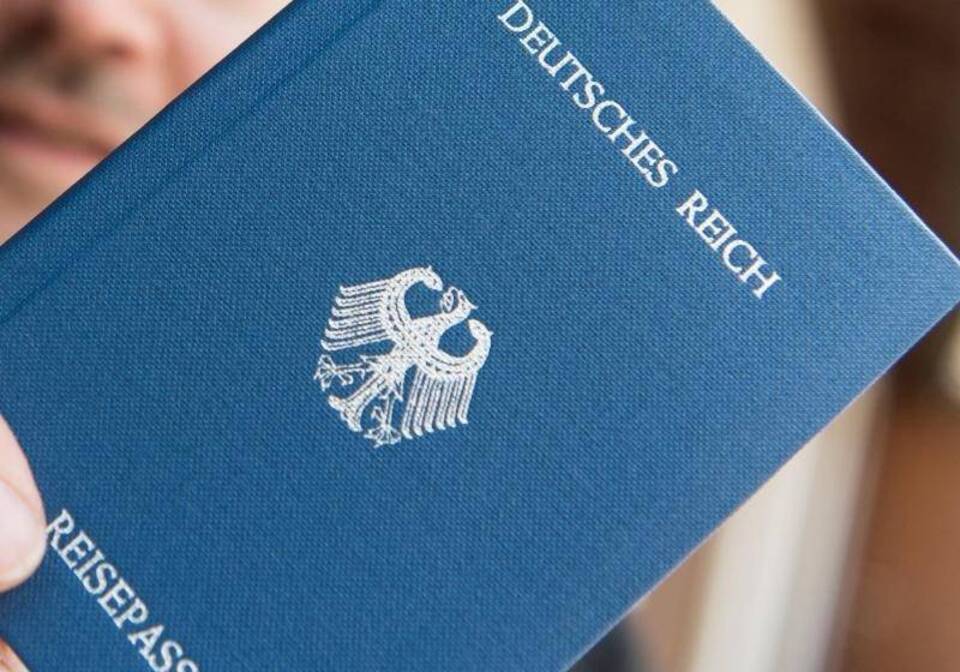 «Reichsbürger»-Reisepass «Reichsbürger»-Reisepass