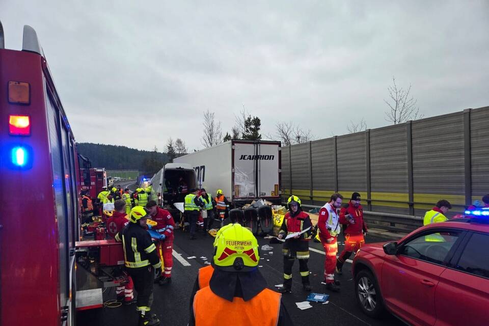 Vier Tote bei Kollision auf Autobahn in Österreich Vier Tote bei Kollision auf Autobahn in Österreich