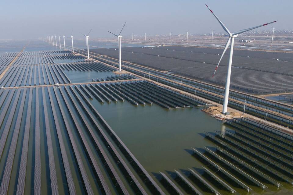 Solar- und Windkraftanlagen in China Solar- und Windkraftanlagen in China