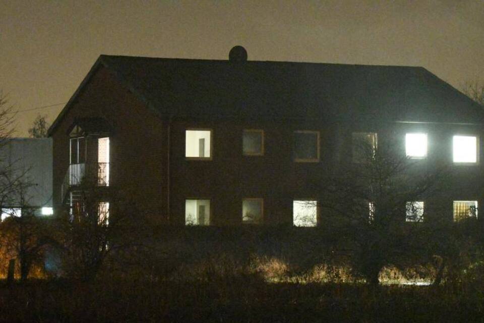 Durchsuchung einer Flüchtlingsunterkunft Durchsuchung einer Flüchtlingsunterkunft
