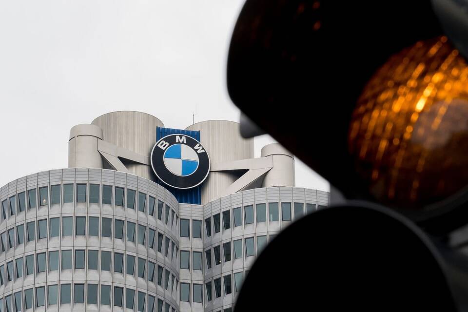 BMW AG - Jahreszahlen 2024 BMW AG - Jahreszahlen 2024