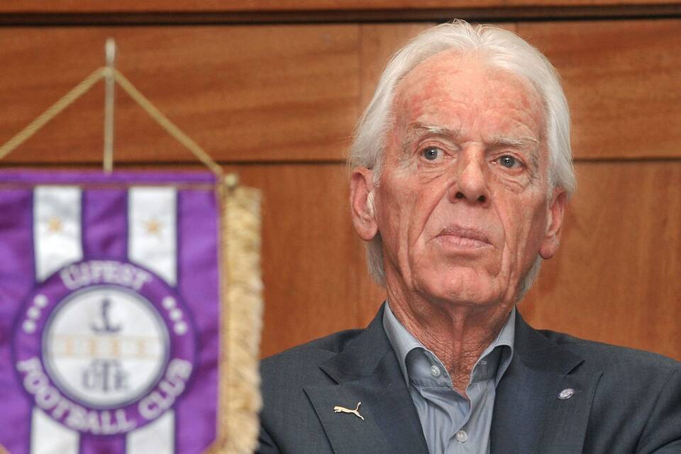 Leo Beenhakker Leo Beenhakker