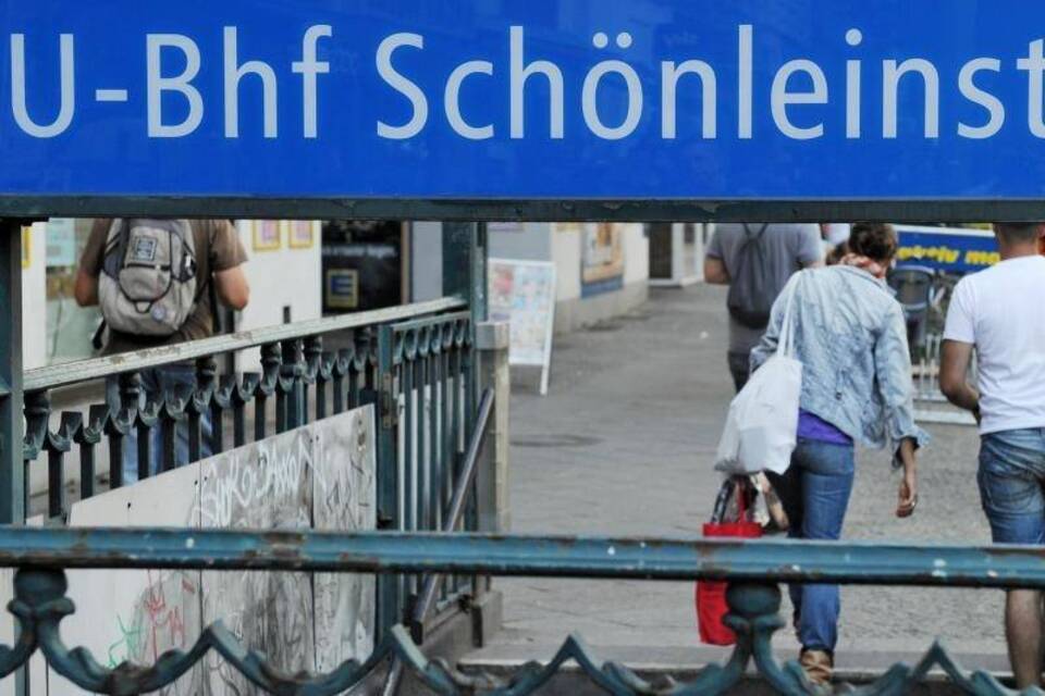U-Bahnhof Schönleinstraße U-Bahnhof Schönleinstraße