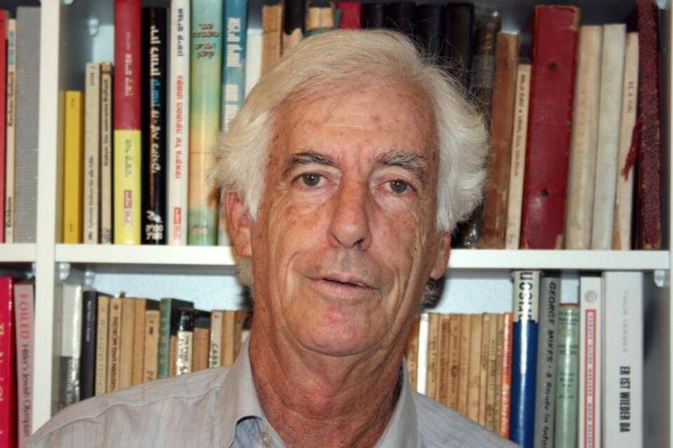 Moshe Zimmermann Moshe Zimmermann