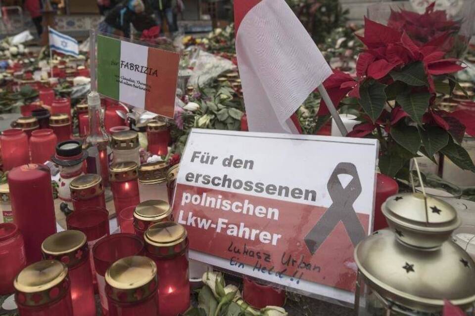 Blumen am Breitscheidplatz