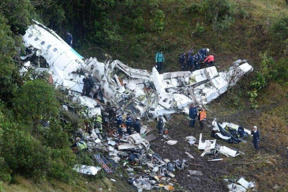 Flugzeugabsturz in Kolumbien Flugzeugabsturz in Kolumbien