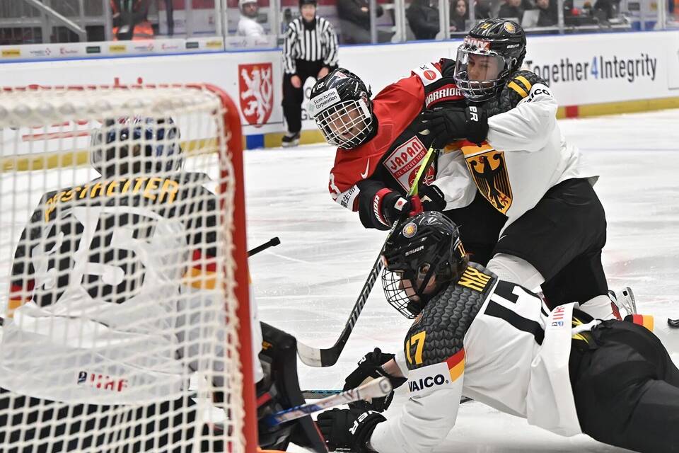 Eishockey-WM der Frauen: Deutschland - Japan