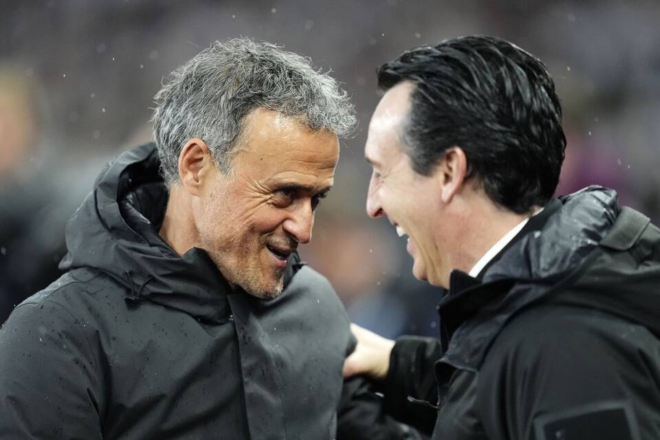 Aston Villa - Paris Saint Germain Aston Villa - Paris Saint Germain