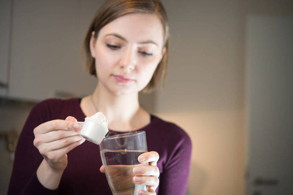 Mit Pulvern gegen die Pfunde? Formula-Diät nicht für alle geeignet Mit Pulvern gegen die Pfunde? Formula-Diät nicht für alle geeignet