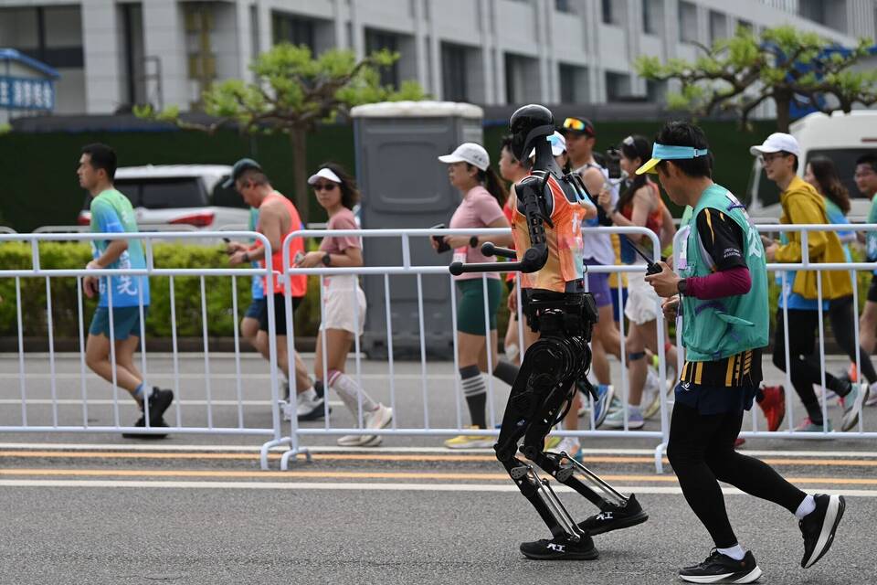 Roboter-Halbmarathon in Peking