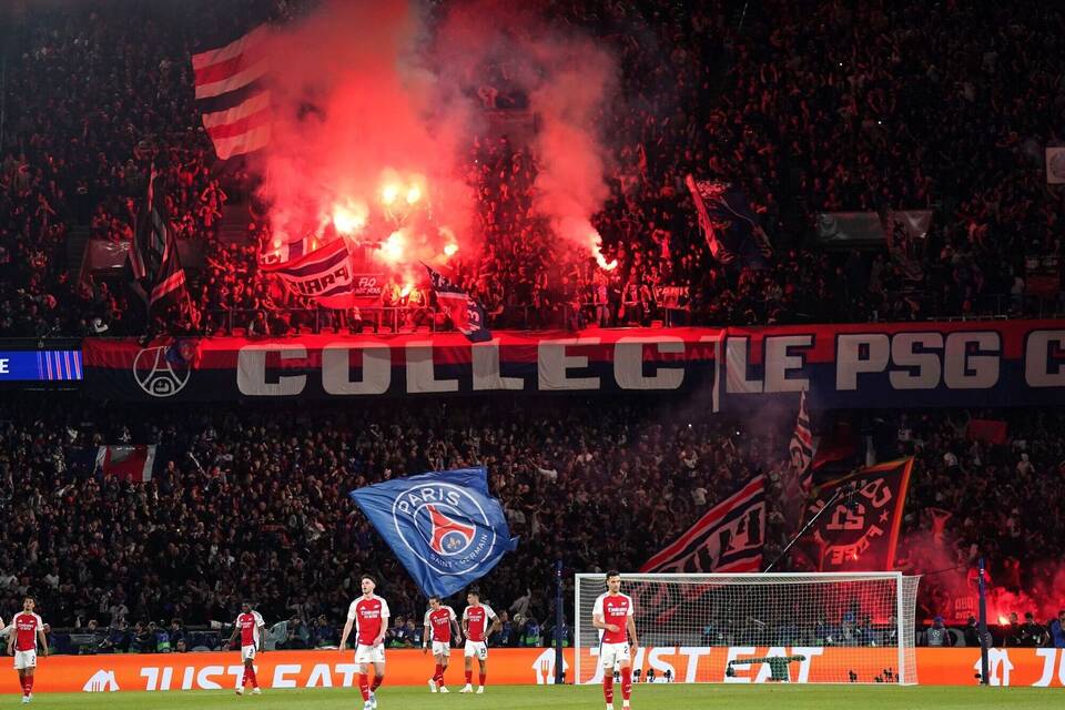 Paris Saint-Germain - FC Arsenal Paris Saint-Germain - FC Arsenal
