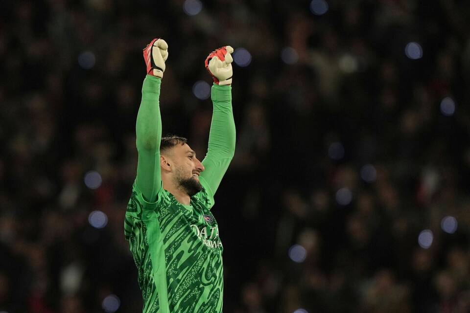 Paris Saint-Germain - FC Arsenal Paris Saint-Germain - FC Arsenal