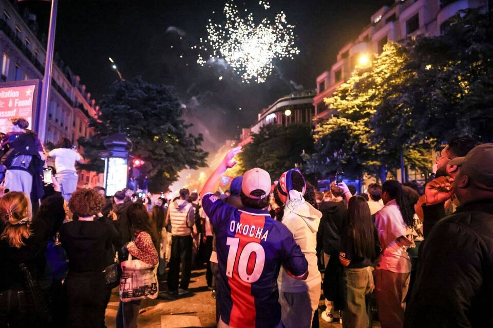 Paris Saint-Germain - FC Arsenal Paris Saint-Germain - FC Arsenal