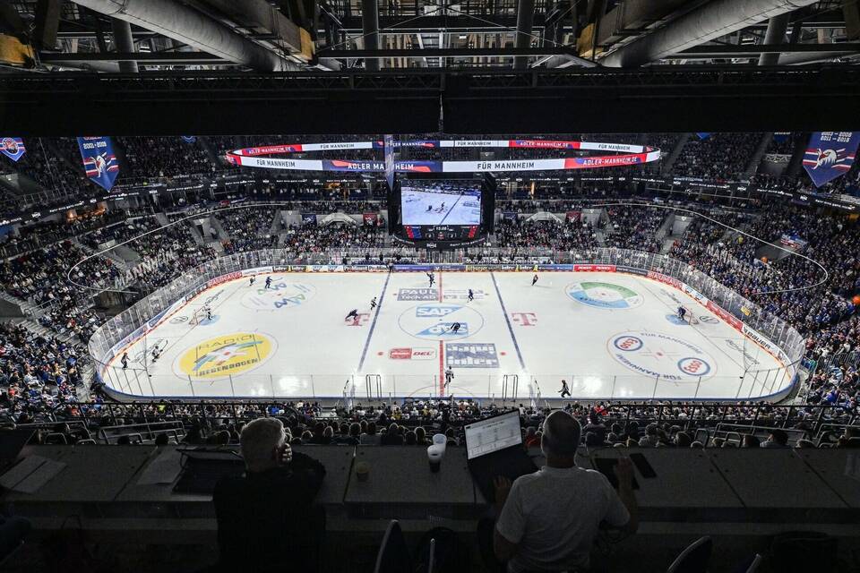 Adler Mannheim - Eisbären Berlin