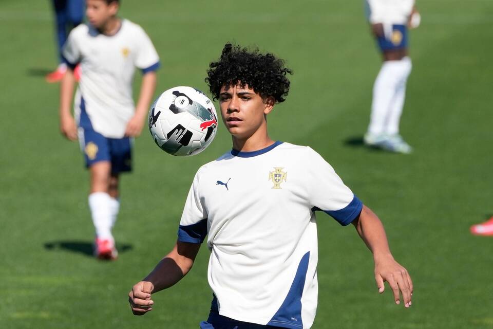Ronaldos Sohn Cristiano in Portugals U15 Ronaldos Sohn Cristiano in Portugals U15