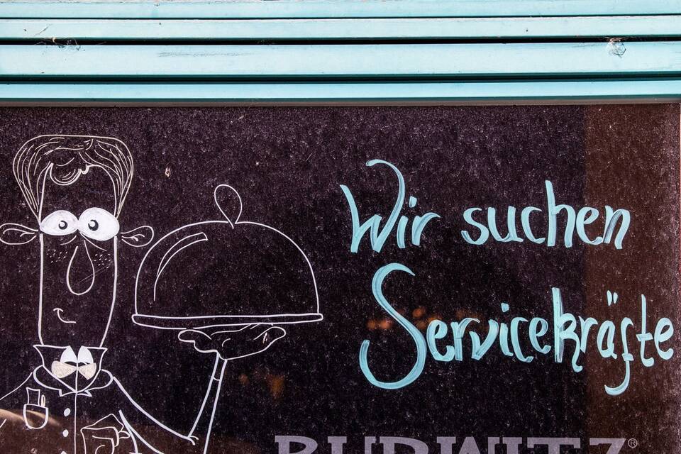 Suche nach Mitarbeitern Suche nach Mitarbeitern