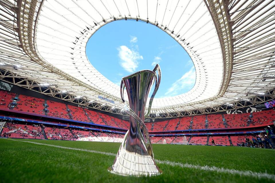 Trophäe Champions League der Frauen Trophäe Champions League der Frauen