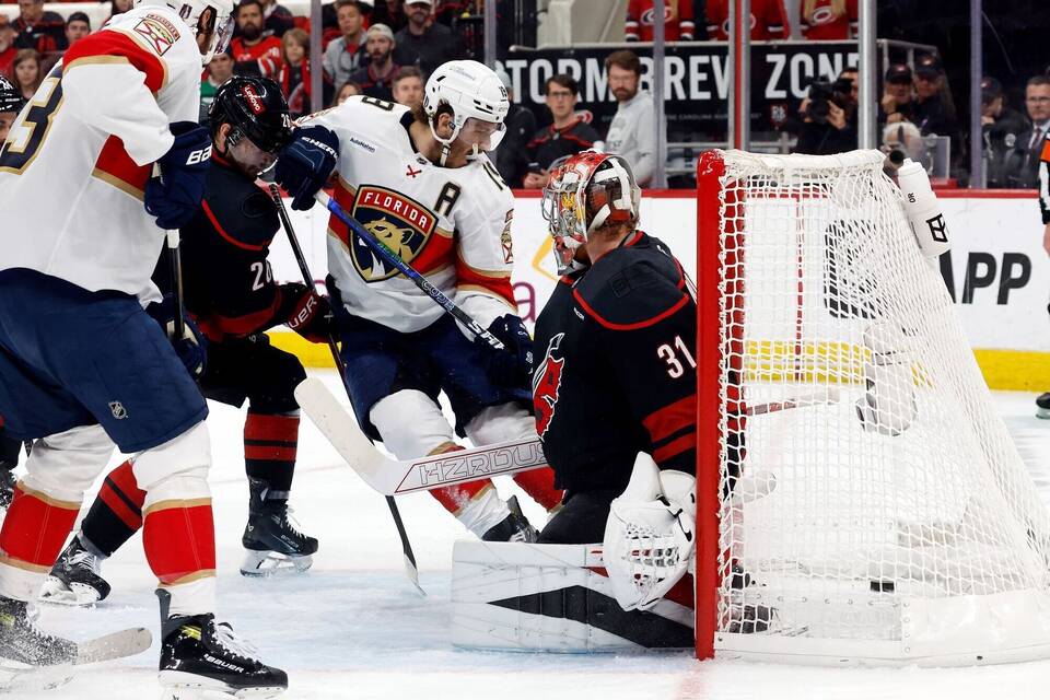 Carolina Hurricanes - Florida Panthers Carolina Hurricanes - Florida Panthers