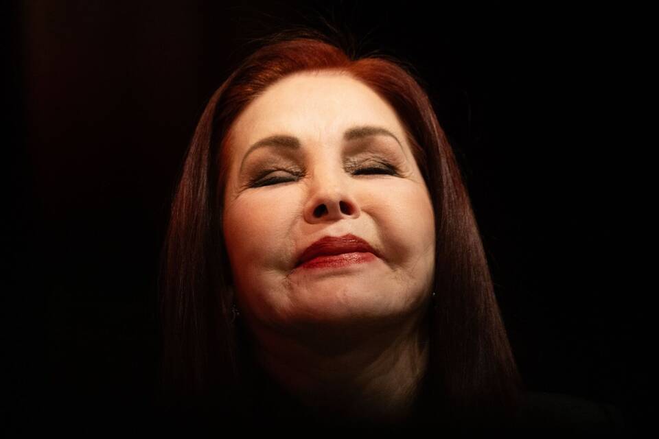 Priscilla Presley Priscilla Presley