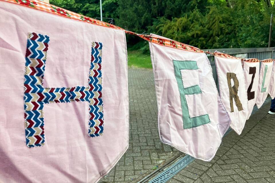 Nach Schulbrand pendeln 1.200 Schüler in Nachbarstadt Nach Schulbrand pendeln 1.200 Schüler in Nachbarstadt