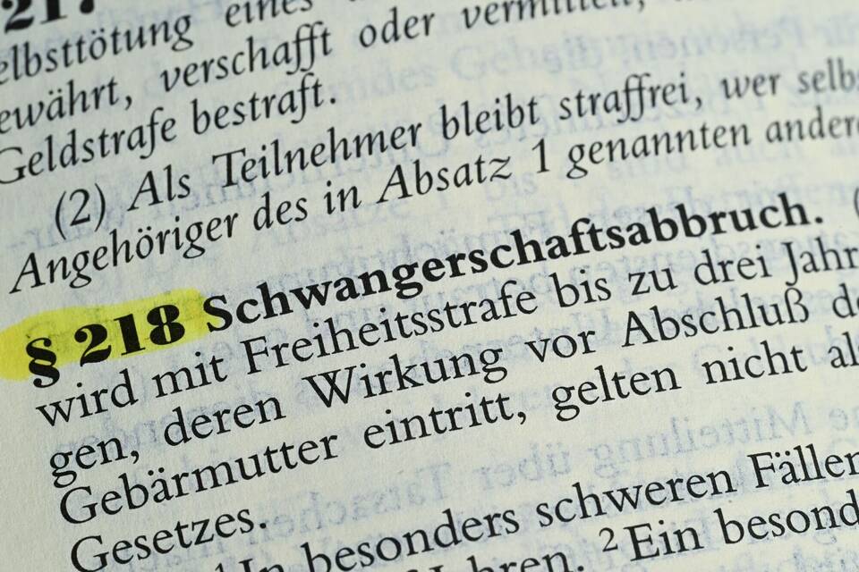Strafgesetzbuch zum Schwangerschaftsabbruch Strafgesetzbuch zum Schwangerschaftsabbruch