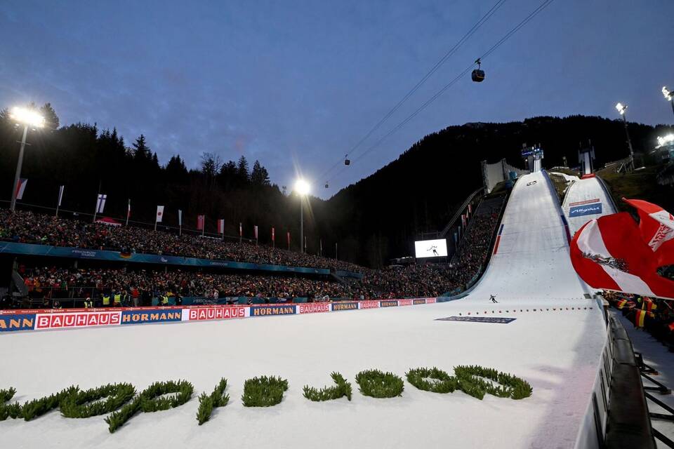 Die Skisprung-Arena in Oberstdorf Die Skisprung-Arena in Oberstdorf