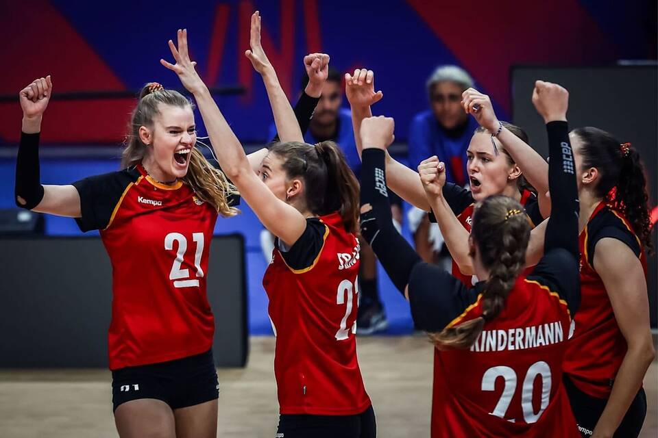 Deutschland gewinnt Auftakt in Volleyball-Nationenliga Deutschland gewinnt Auftakt in Volleyball-Nationenliga