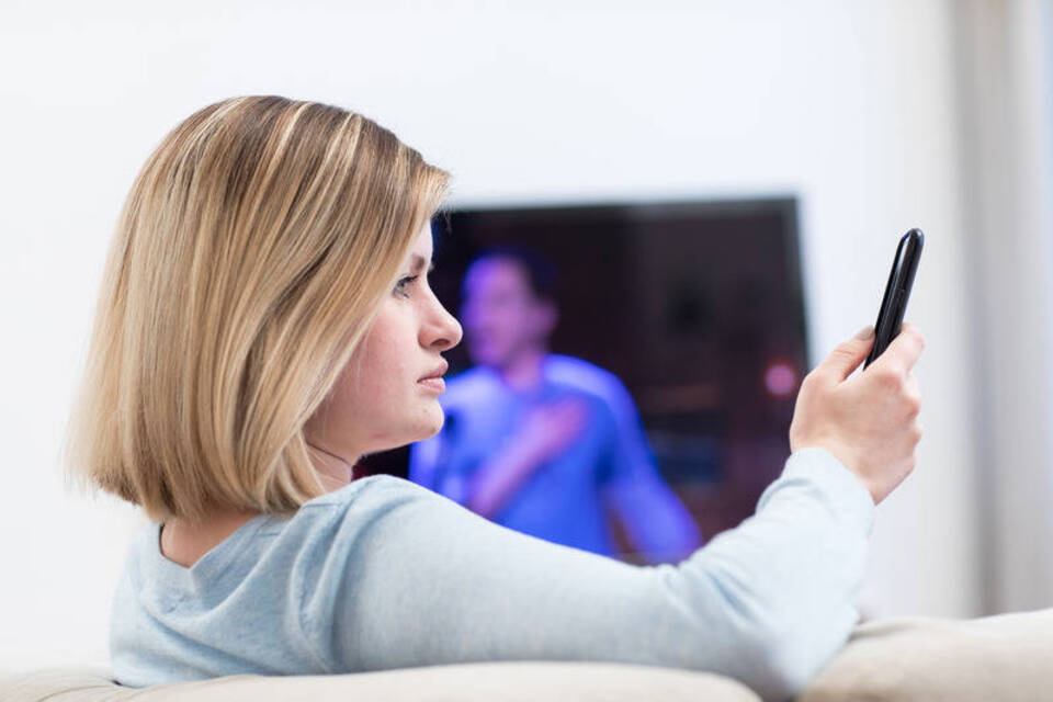 Wenn Fernsehen nicht genug ist: Das Phänomen Second Screen