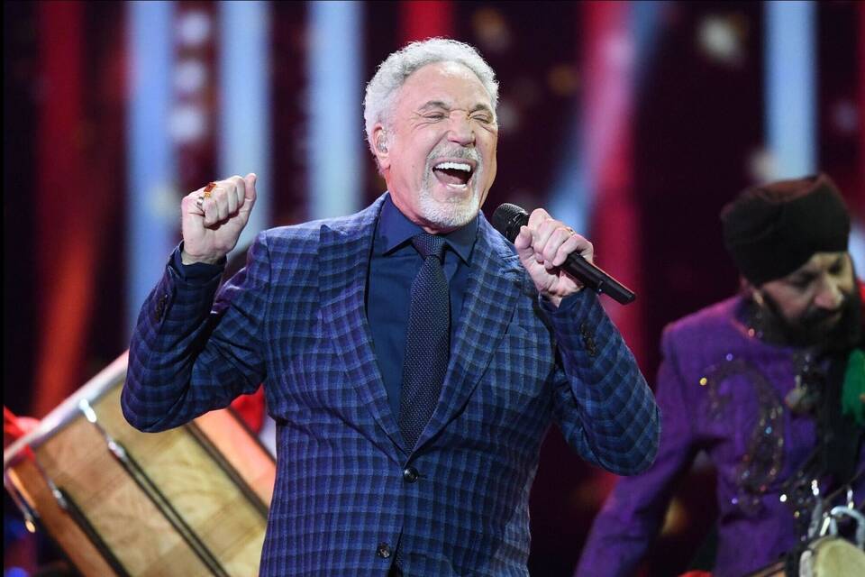 Tom Jones wird 85 - Der Tiger kippt nicht um